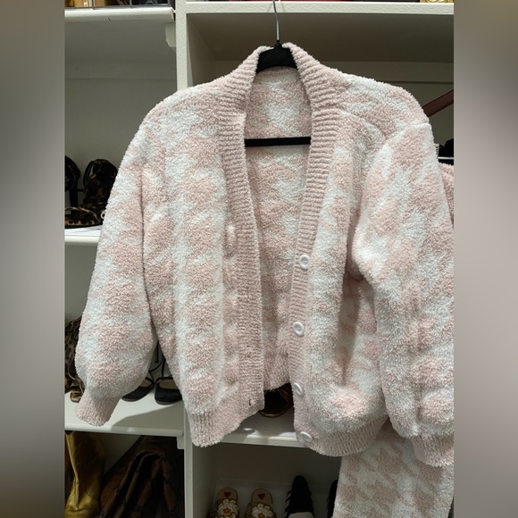 Two piece cozy sweater set - Picture 2 of 3